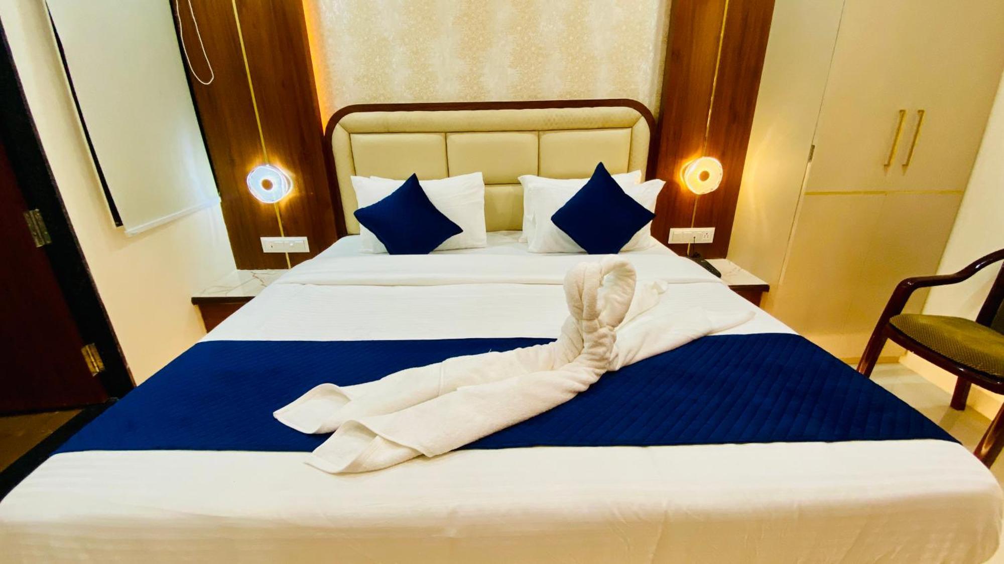 Hotel Aranyasutra Inaya, إندور المظهر الخارجي الصورة