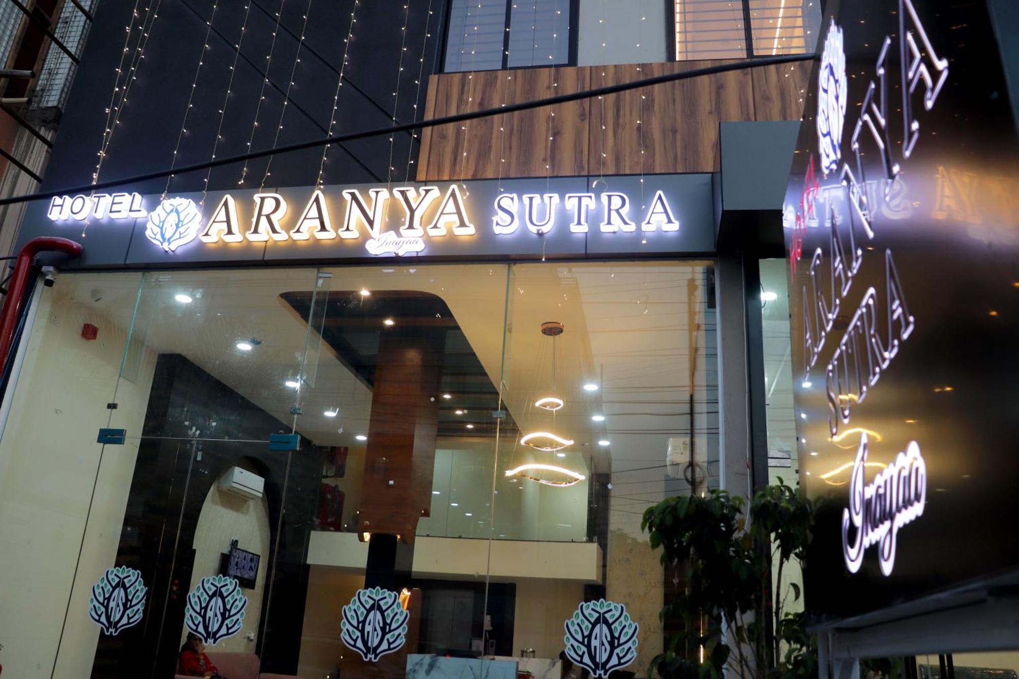 Hotel Aranyasutra Inaya, إندور المظهر الخارجي الصورة